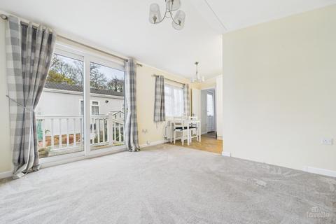 2 bedroom park home for sale, Barton Broads Park, Maltkiln R, North Lincolnshire DN18