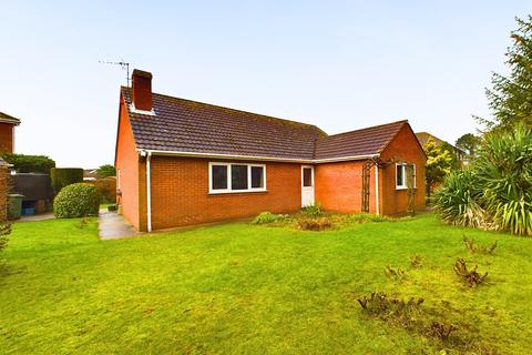 3 bedroom detached bungalow for sale, Church Side, North Lincolnshire DN19