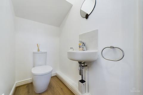 58 Clipson Crest, Barton-upon-humber, DN18 5GW