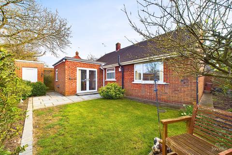 3 bedroom detached bungalow for sale, Greenway, North Lincolnshire DN18