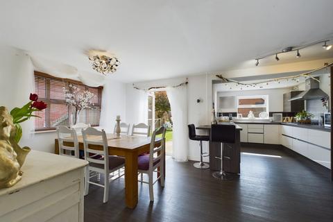 33 Cheney Road, Minster, Ramsgate, CT12 4BG