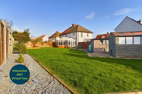 3 bedroom semi-detached house for sale, Tofts Road, North Lincolnshire DN18