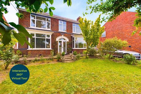 4 bedroom detached house for sale, Wold Road, North Lincolnshire DN19