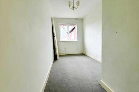 2 bedroom flat for sale, Ty Gwylfa, Sandy Lane, Prestatyn LL19 7SB