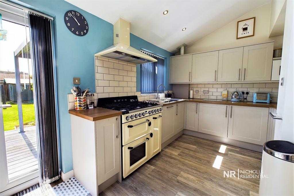Kitchen/Breakfast Room