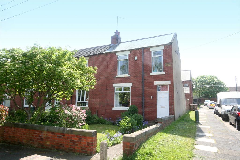 Melrose Avenue, Backworth, NE27 2 bed end of terrace house for sale £
