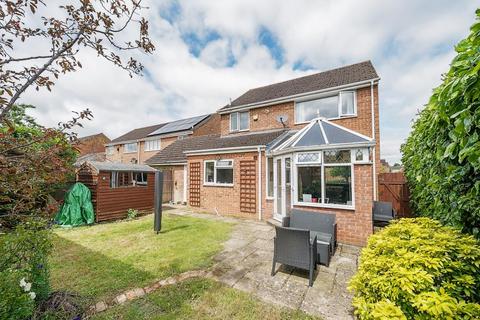 3 bedroom link detached house for sale, Carterton,  Oxfordshire,  OX18