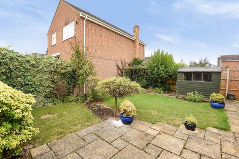 3 bedroom link detached house for sale, Carterton,  Oxfordshire,  OX18