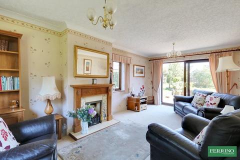 3 bedroom detached house for sale, Primrose Hill, Lydney, Gloucestershire. GL15 5SW