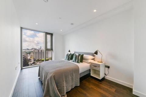 3 bedroom flat to rent, Royal Mint Street, London, E1.