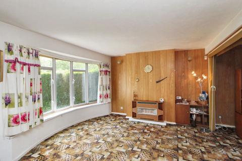 3 bedroom semi-detached house for sale, Deneside, Whorlton Grange, Newcastle upon Tyne, Tyne and Wear, NE5 4NR