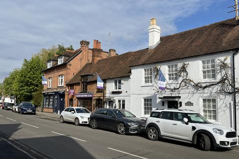 Retail property (high street) to rent, High Street, Cookham SL6