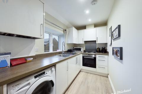 1 bedroom flat for sale, Hedges Way, Aylesbury