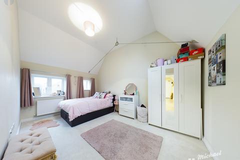 1 bedroom flat for sale, Hedges Way, Aylesbury