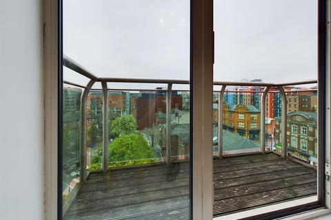 2 bedroom flat for sale, Royal Plaza, 2 Westfield Terrace, City Centre, Sheffield, S1