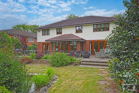 6 bedroom detached house for sale, Rye Hill Road, Harlow CM18