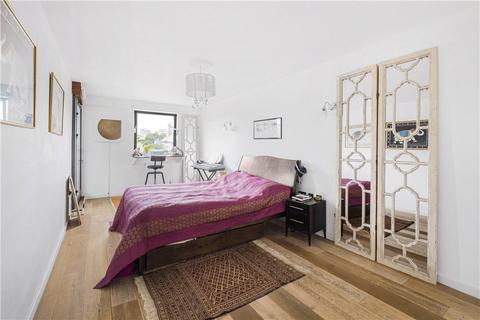 2 bedroom property to rent, Bell Yard Mews, London, SE1