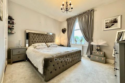 4 bedroom maisonette for sale, 9 (1/1) Townhead, Beith