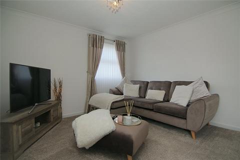 2 bedroom flat for sale, Park Road, Eccleshill, Bradford, BD10