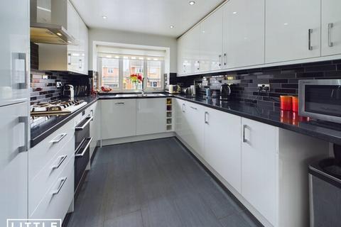 70 Sandstone Drive, Whiston, Prescot, L35 7NJ
