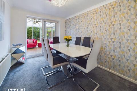 70 Sandstone Drive, Whiston, Prescot, L35 7NJ