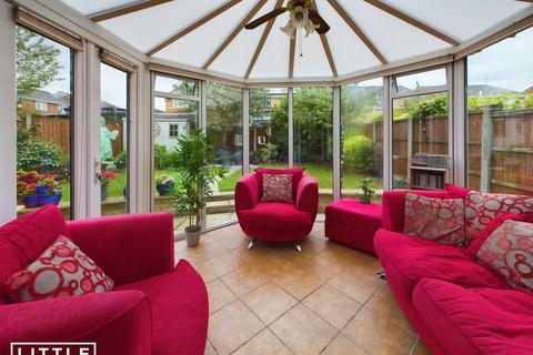 70 Sandstone Drive, Whiston, Prescot, L35 7NJ