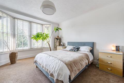 3 bedroom flat for sale, Broadwater Road, Worthing, West Sussex, BN14