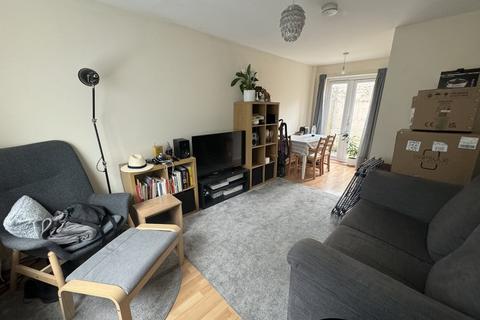2 bedroom house to rent, 2 Amo Mews, Worthing, BN11 3HW