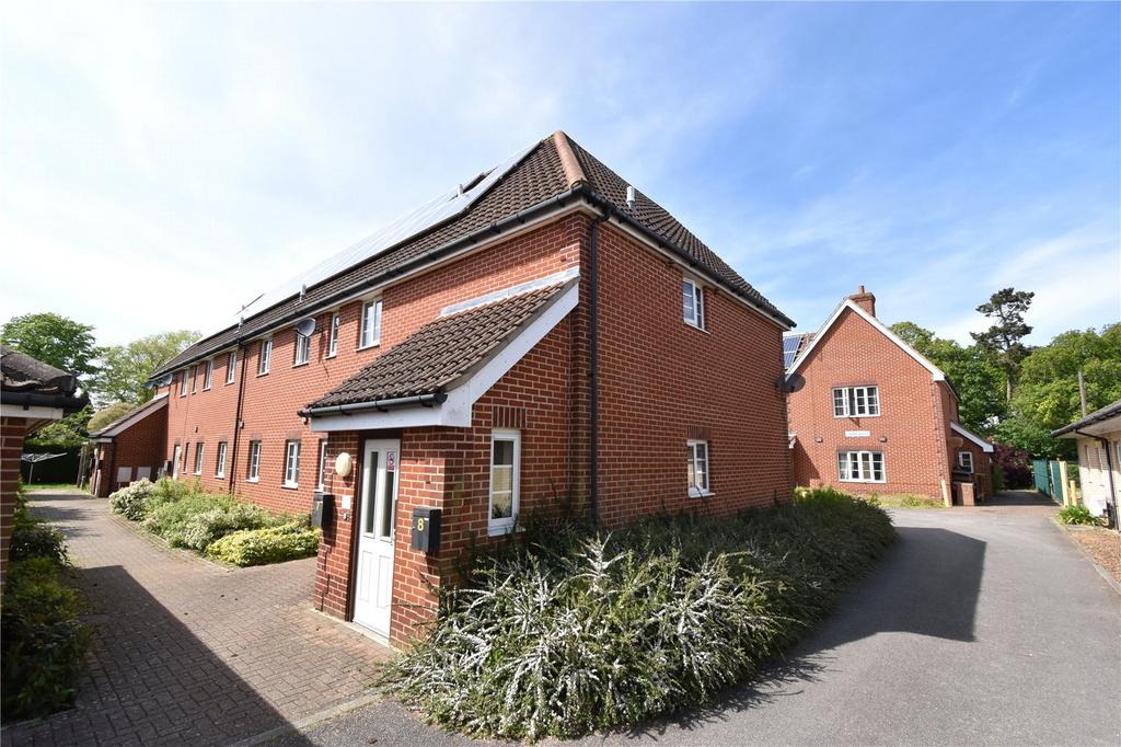 St. William Court, Kesgrave, Ipswich... 1 bed apartment £650 pcm (£