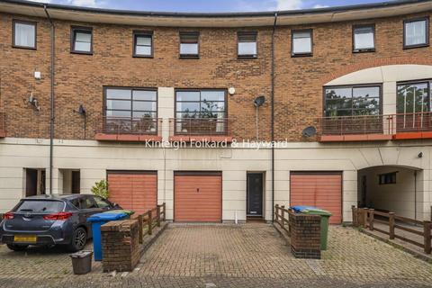 4 bedroom terraced house for sale, Plover Way, Southwark