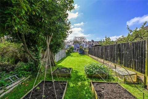 3 bedroom semi-detached house for sale, Victoria Road, Chichester, West Sussex, PO19