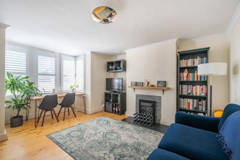 1 bedroom apartment to rent, Victoria Road London NW6