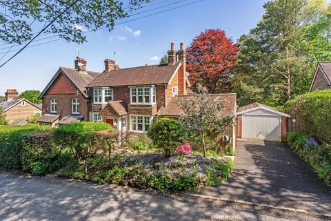 4 bedroom link detached house for sale, Mardens Hill, East Sussex TN6