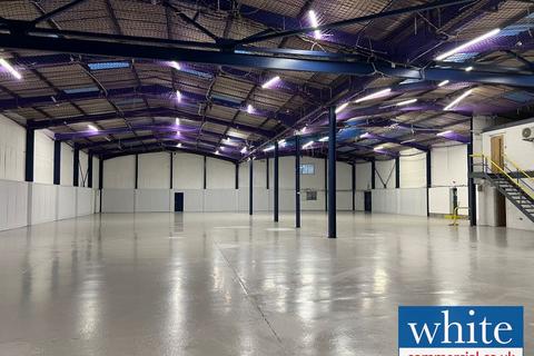 Industrial unit to rent, IHL House, Thorpe Close, Banbury, OX16 4SW