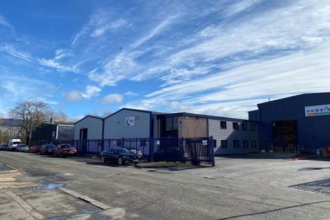 Industrial unit to rent, IHL House, Thorpe Close, Banbury, OX16 4SW