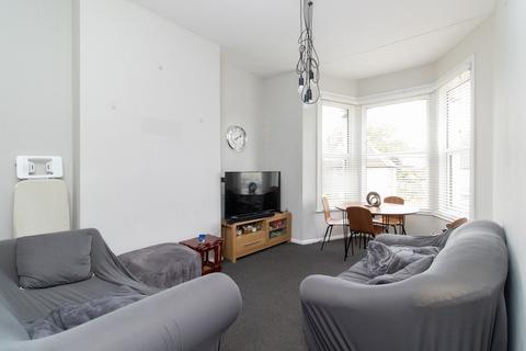 2 bedroom flat for sale, Ramsgate Road, First Floor Flat, CT9