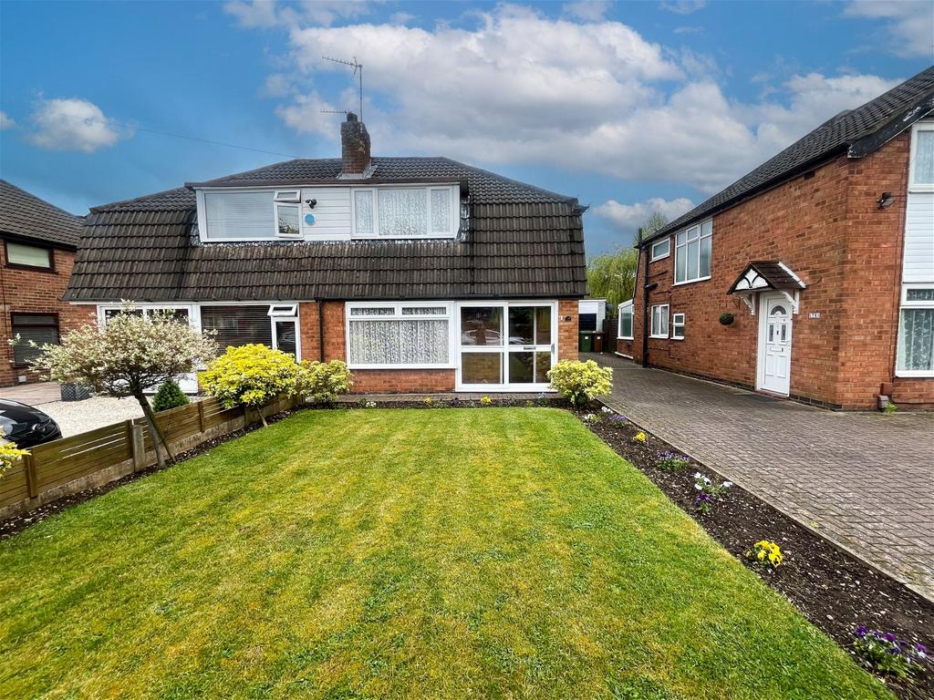 Fallowfield Road, Solihull B92 3 bed semidetached house for sale £