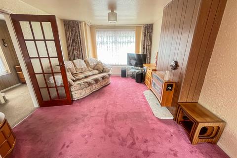3 bedroom semi-detached house for sale, Fallowfield Road, Solihull B92