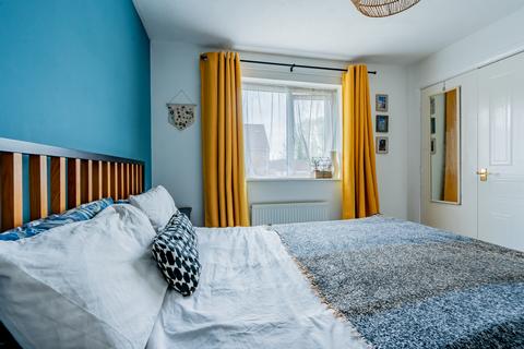 253 Bakers Ground, Stoke Gifford, Bristol, BS34 8GE