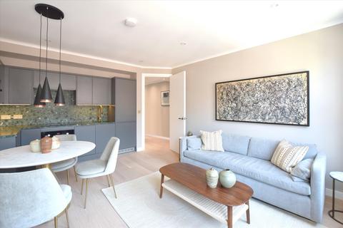 2 bedroom flat to rent, Great Titchfield Street, London, W1W