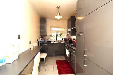 2 bedroom apartment to rent, Carlton Road, Ealing, W5