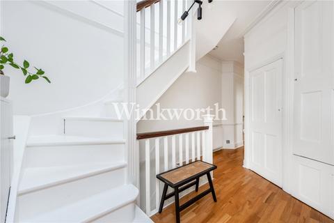 51 Caversham Avenue, London, N13 4LL