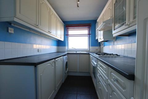 2 bedroom flat for sale, Canada Road, Walmer, CT14