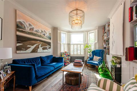 4 Trenmar Gardens, London, NW10 6BG