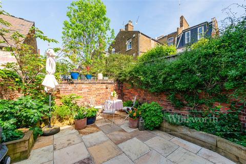 4 Trenmar Gardens, London, NW10 6BG