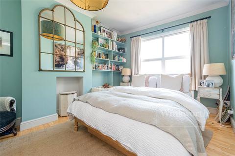4 Trenmar Gardens, London, NW10 6BG