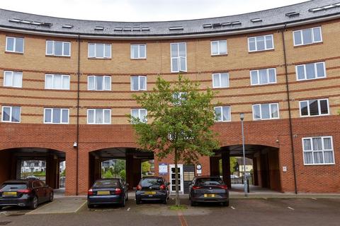 2 bedroom apartment for sale, St. Peter Street, Maidstone, Kent