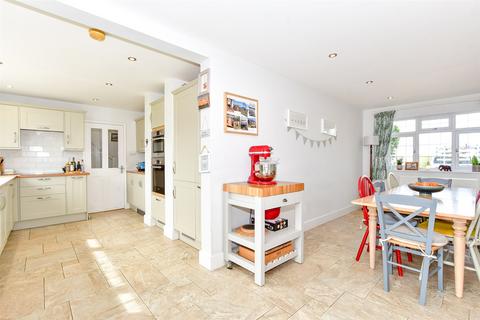 3 bedroom detached house for sale, Tuttons Hill, Gurnard, Isle of Wight
