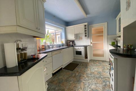 2 bedroom detached bungalow for sale, Daylesford Crescent, Cheadle, SK8 1LH