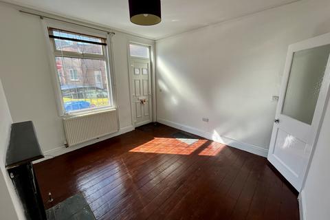 2 bedroom terraced house to rent, Bakewell Street, Derby DE22